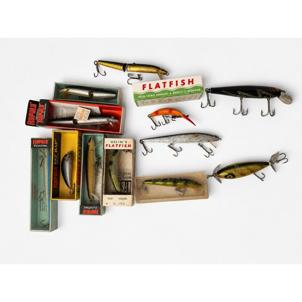 Vintage Fishing Lure Lot Pflueger Mustang South Bend 973 Rapala Flatfish Heddon